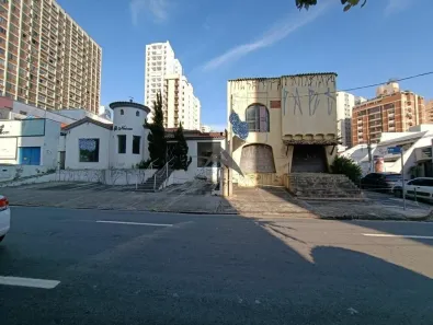 Imóvel Comercial com 1 Quarto para alugar, 246m² no Cambuí, Campinas