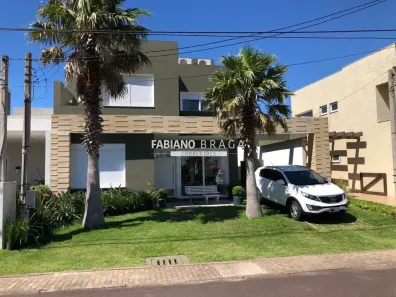 Sobrado com 4 Quartos à venda, 190m² no , Xangri-Lá