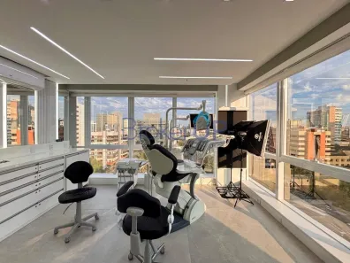 Sala Comercial à venda, 87m² no Mont Serrat, Porto Alegre
