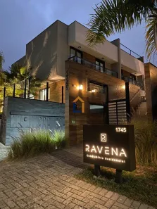 Casa com 3 Quartos à venda, 240m² no Santo Inácio, Curitiba