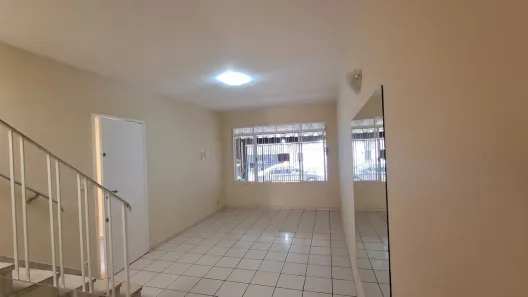 Sobrado com 2 Quartos para alugar, 100m² no Jardim Aeroporto, São Paulo
