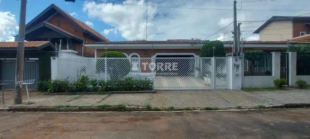 Casa com 3 Quartos para alugar, 209m² no Jardim Chapadão, Campinas