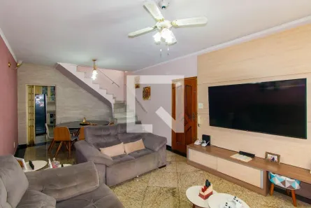 Casa com 3 Quartos à venda, 220m² no Parque Tomas Saraiva, São Paulo
