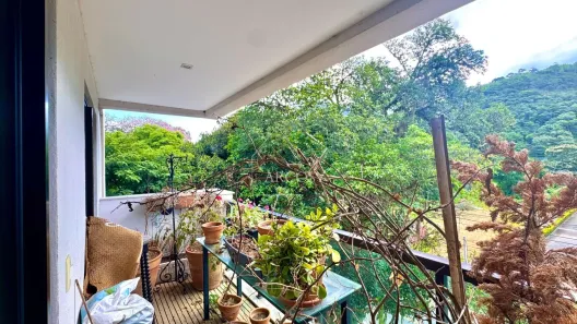 Apartamento com 1 Quarto à venda, 70m² no Itaipava, Petrópolis