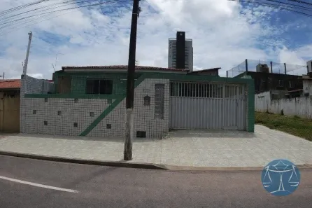 Imóvel Comercial com 4 Quartos à venda, 187m² no Lagoa Nova, Natal
