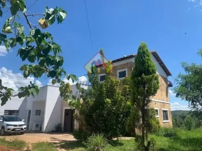 Fazenda/Sítio com 4 Quartos à venda, 340m² no Chácara Dallas, Taubaté