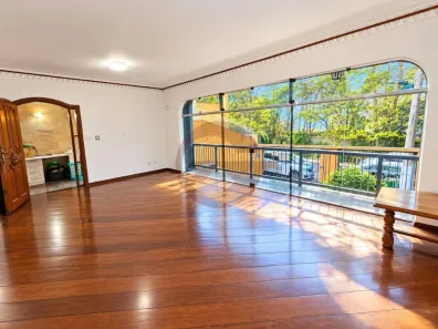 Sobrado com 4 Quartos à venda, 300m² no Jardim das Vertentes, São Paulo