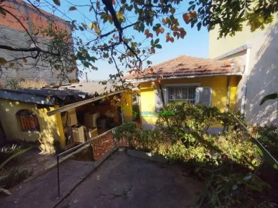 Lote/Terreno à venda, 200m² no Centro, Carapicuíba