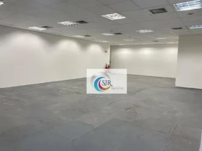 Sala Comercial para alugar, 200m² no Pinheiros, São Paulo