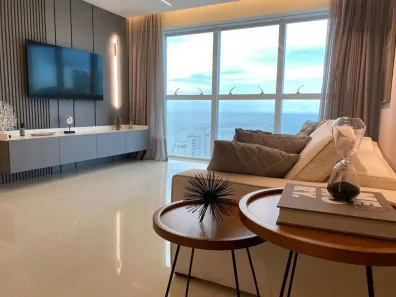 Apartamento com 3 Quartos para alugar, 140m² no Centro, Balneário Camboriú