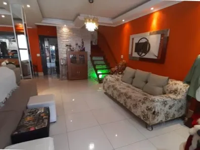 Casa com 3 Quartos à venda, 180m² no Jardim do Lago, São Paulo