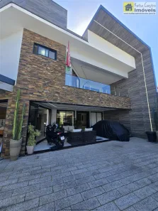 Casa com 3 Quartos à venda, 209m² no Camboinhas, Niterói
