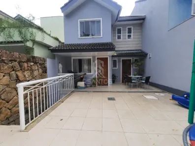 Casa de Condomínio com 3 Quartos à venda, 113m² no Freguesia (Jacarepaguá), Rio de Janeiro