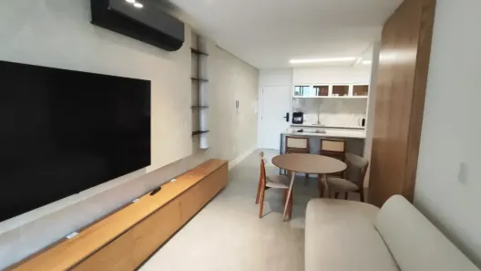 Apartamento com 2 Quartos à venda, 74m² no Jurerê, Florianópolis
