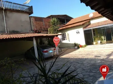 Casa com 3 Quartos à venda, 170m² no Água Branca, Contagem