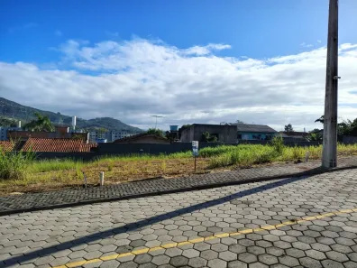 Lote/Terreno à venda, 150m² no Fundos, Biguaçu
