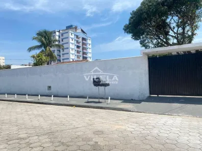Casa com 3 Quartos para alugar, 200m² no Martim de Sá, Caraguatatuba