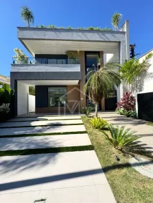 Casa de Condomínio com 4 Quartos à venda, 320m² no Recreio dos Bandeirantes, Rio de Janeiro