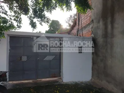 Casa com 3 Quartos para alugar, 84m² no Porenquanto, Teresina