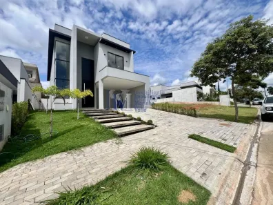 Casa de Condomínio com 3 Quartos à venda, 227m² no Condomínio Residencial e Comercial Fazenda Santa Petronilla, Bragança Paulista