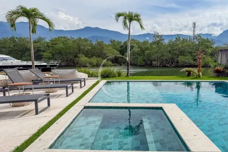 Casa de Condomínio com 4 Quartos à venda, 500m² no , Mangaratiba