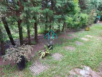 Fazenda/Sítio com 3 Quartos para alugar, 257m² no Bom Sucesso, Pindamonhangaba