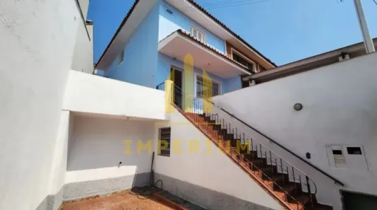 Sobrado com 2 Quartos para alugar, 141m² no Bortolândia, São Paulo