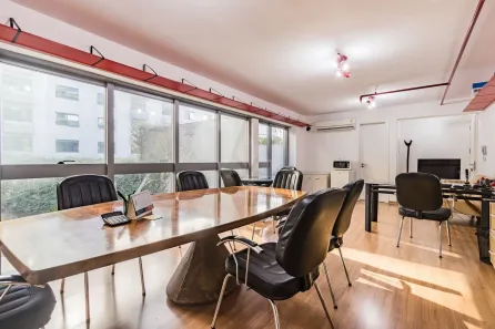 Sala Comercial à venda, 57m² no Moinhos de Vento, Porto Alegre