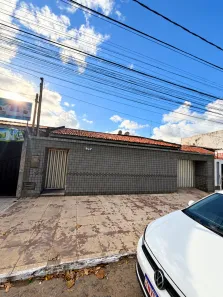 Casa com 4 Quartos à venda, 253m² no Farolândia, Aracaju
