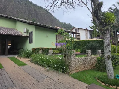 Casa de Condomínio com 5 Quartos à venda, 420m² no Itaipu, Niterói