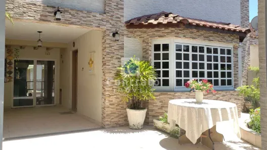 Sobrado com 4 Quartos à venda, 226m² no Catiapoa, São Vicente