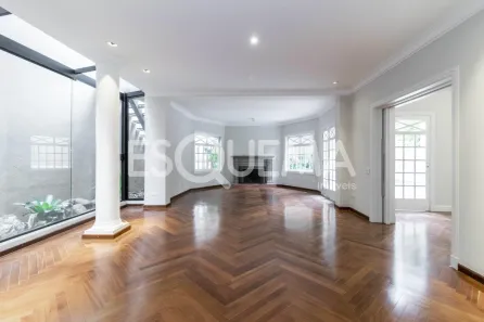 Casa com 4 Quartos à venda, 270m² no Jardim América, São Paulo