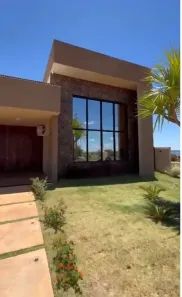 Casa de Condomínio com 4 Quartos à venda, 250m² no Condomínio Riviera de Santa Cristina XIII, Paranapanema
