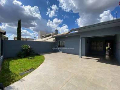 Casa com 3 Quartos à venda, 190m² no Centro, Cascavel