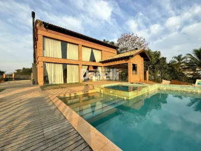Fazenda/Sítio com 3 Quartos à venda, 4200m² no Chácaras Cataguá, Taubaté