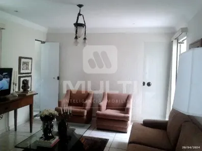 Casa com 3 Quartos à venda, 202m² no Cidade Jardim, Uberlândia