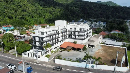 Apartamento com 2 Quartos à venda, 65m² no Caiobá, Matinhos