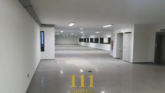 Prédio Comercial para alugar, 1100m² no Centro, São José dos Campos