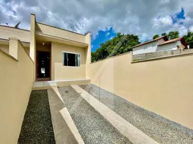Casa com 2 Quartos para alugar, 62m² no Velha Central, Blumenau