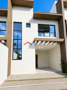 Sobrado com 3 Quartos à venda, 115m² no Glória, Joinville