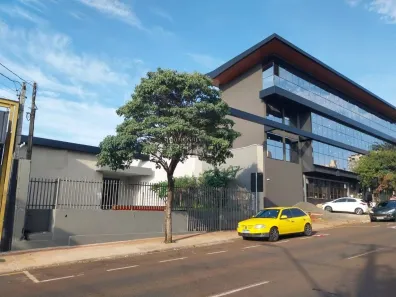 Imóvel Comercial à venda, 205m² no Vila Penteriche, Londrina