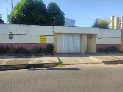 Casa com 3 Quartos à venda, 215m² no Ininga, Teresina