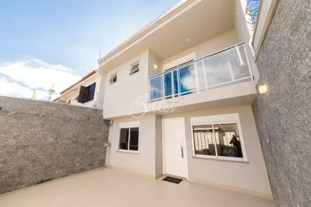 Sobrado com 3 Quartos à venda, 120m² no Parolin, Curitiba