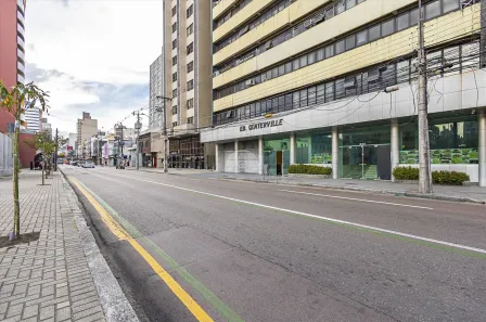 Sala Comercial à venda, 43m² no Centro, Curitiba