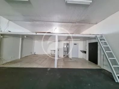 Flat com 4 Quartos para alugar, 245m² no Centro, Presidente Prudente