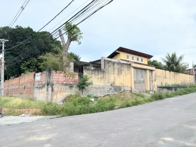 Casa com 4 Quartos à venda, 600m² no Flores, Manaus