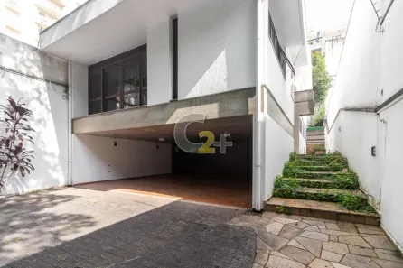 Sobrado com 4 Quartos à venda, 274m² no Sumaré, São Paulo