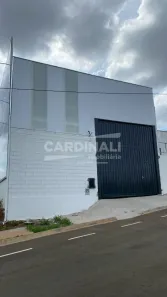 Galpão/Depósito/Armazém para alugar, 250m² no Jardim de Cresci, São Carlos