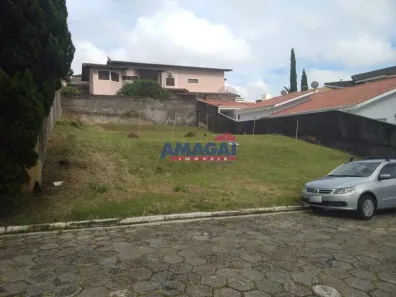 Lote/Terreno à venda, 375m² no Vila Zezé, Jacareí