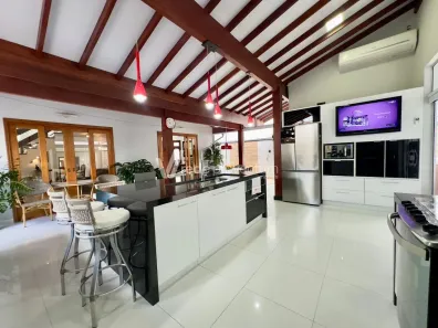Casa de Condomínio com 4 Quartos à venda, 280m² no Capuava, Valinhos